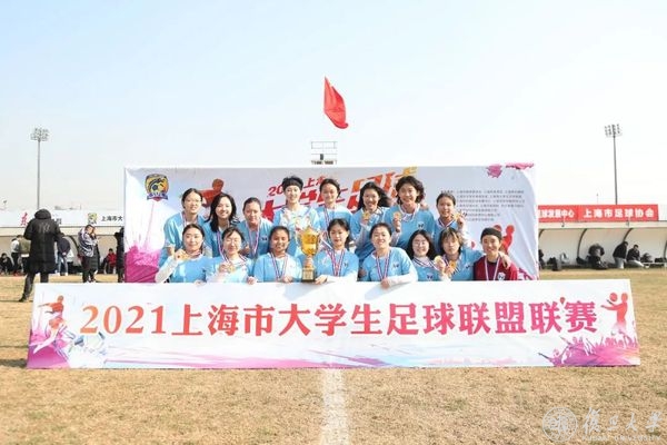 黑白体育手机版