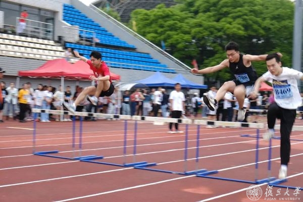 黑白体育欧冠直播