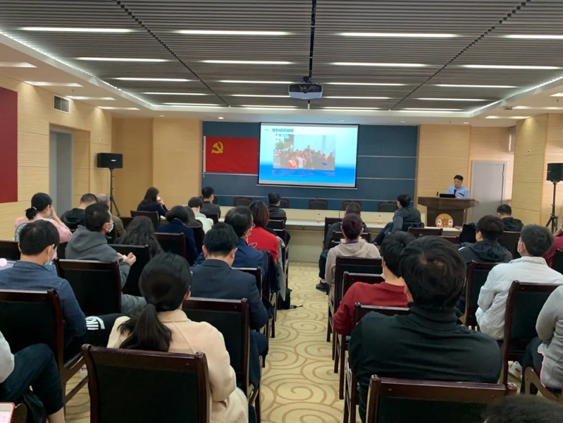 黑白体育APP下载