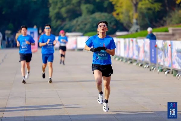黑白体育赛事资讯平台